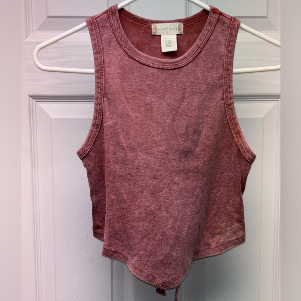 Altar’d State Washed Red Cropped Racerback Tank Top Size Small